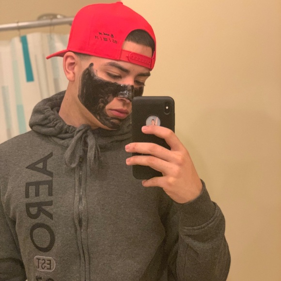 Meet your Posher, Chris - Picture 3 of 8